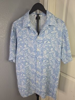 Disney Cruise Line Castaway Cay Rayon Hawaiian Shirt Blue Mickey Mouse Mens S/M